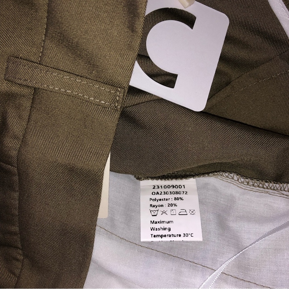 NWT asymmetrical layer button wide leg dress pants by Commense in size Small - Picture 7 of 10